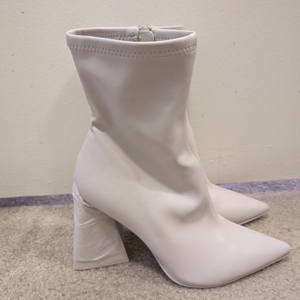 Steve Madden Ticker Booties